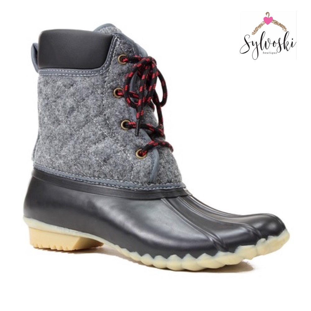 🆕 Western Chief 2 Quilted Four Eye Duck Snow Boot - Picture 1 of 6
